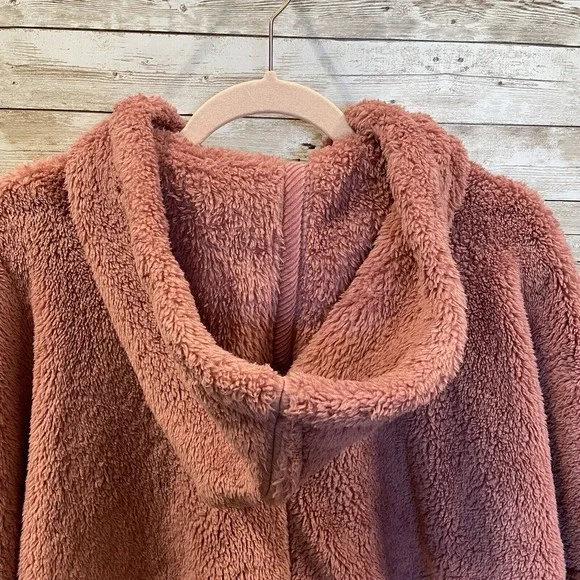 CAbi‎ Womens Small Jacket Embrace Topper Dusty Pink Rose Fleece Hooded Zip 4121 - Picture 10 of 10